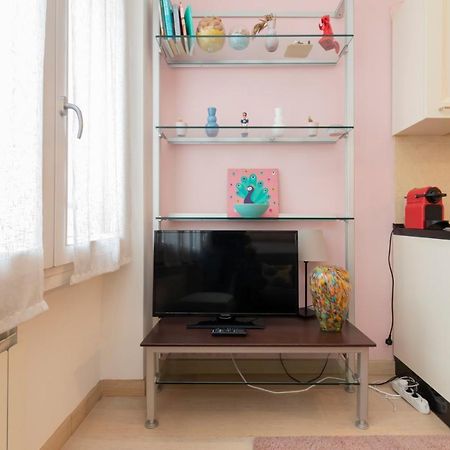 Luxury Apartment Near Bocconi Zamenhof 7 ميلان المظهر الخارجي الصورة