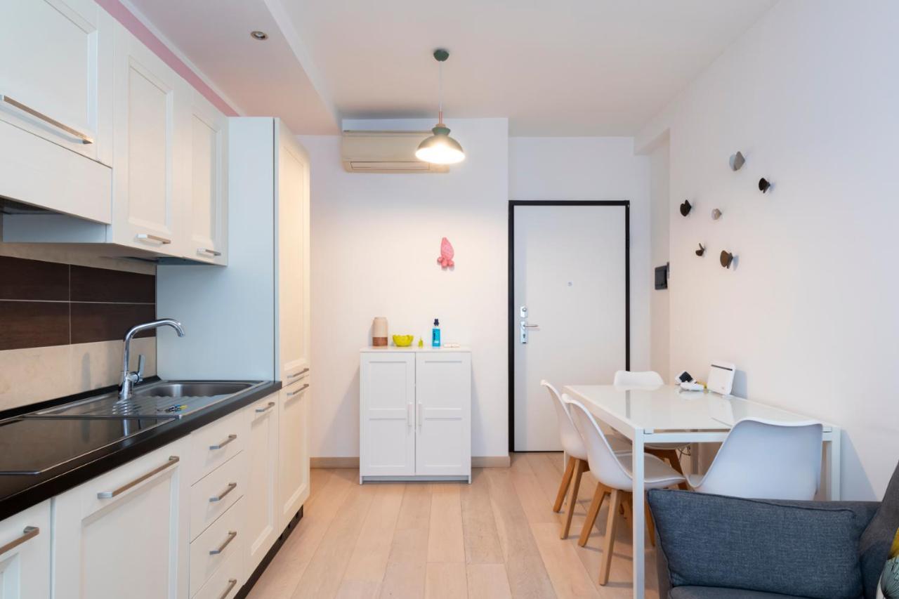 Luxury Apartment Near Bocconi Zamenhof 7 ميلان المظهر الخارجي الصورة