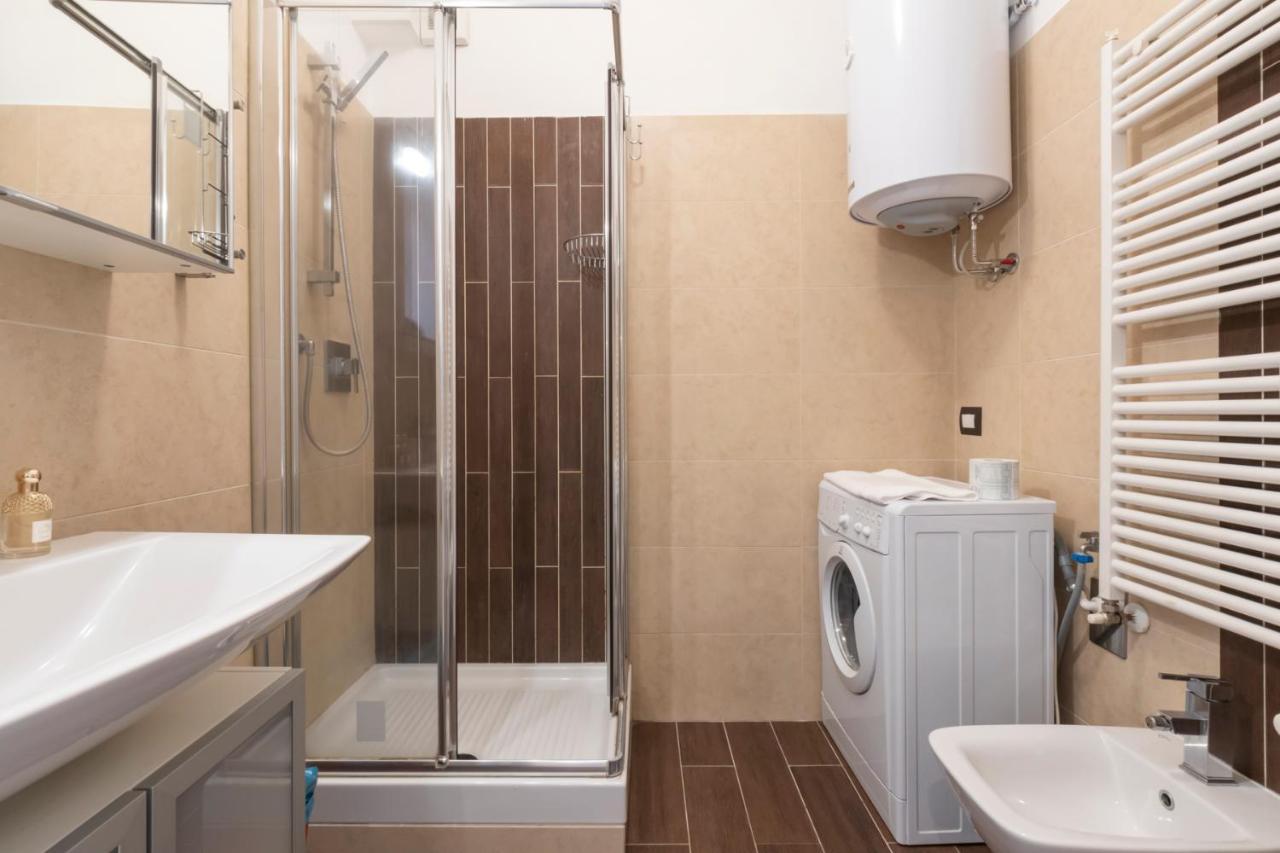 Luxury Apartment Near Bocconi Zamenhof 7 ميلان المظهر الخارجي الصورة