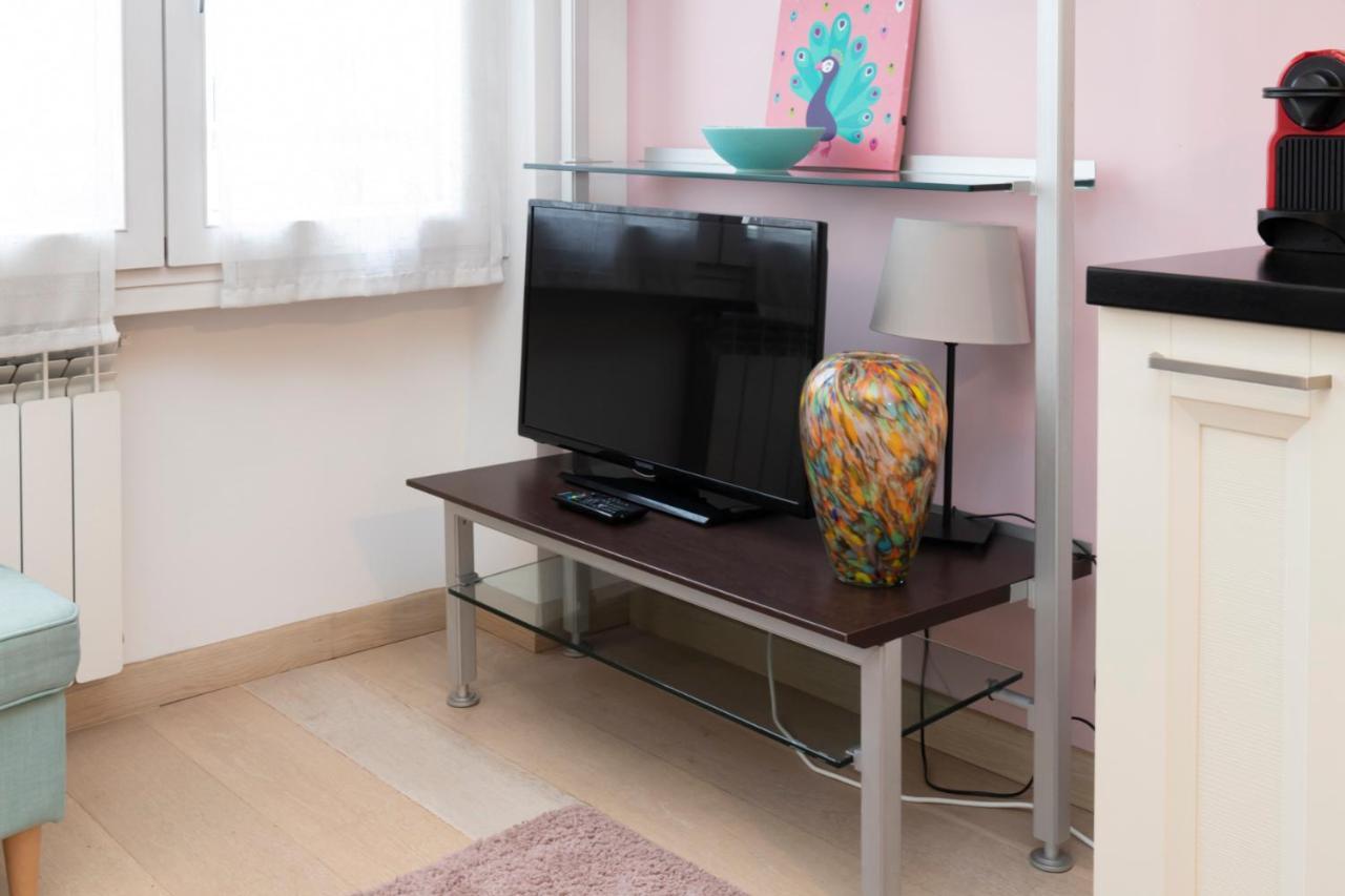 Luxury Apartment Near Bocconi Zamenhof 7 ميلان المظهر الخارجي الصورة